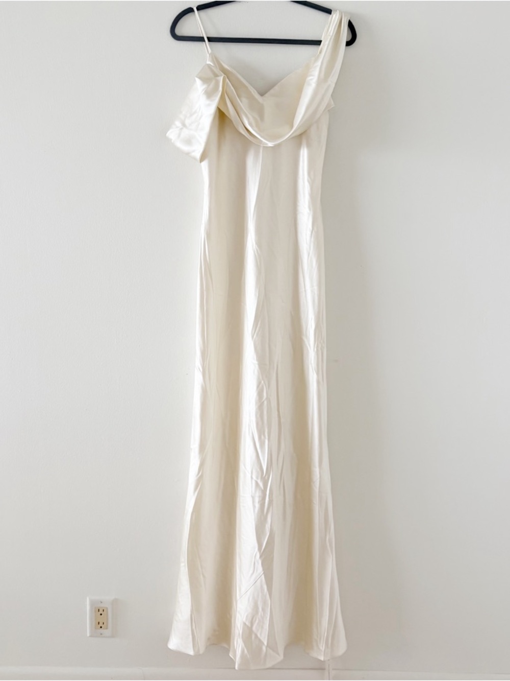 Reformation Ronda Silk Dress - Picture 3 of 12